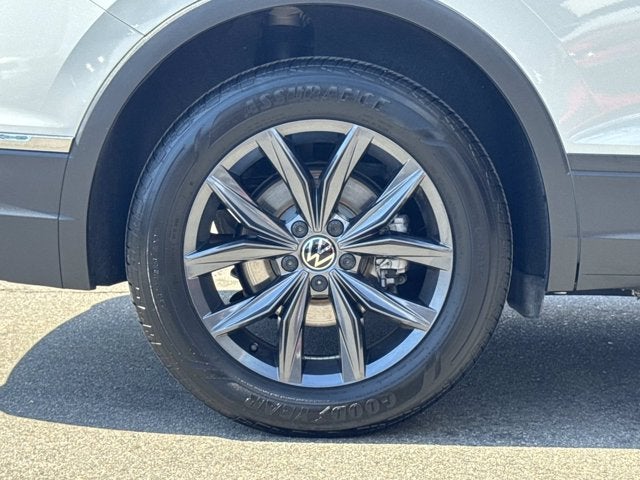 2023 Volkswagen Tiguan SE
