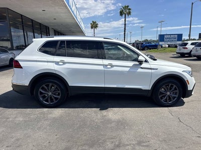 2023 Volkswagen Tiguan SE