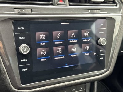 2023 Volkswagen Tiguan SE