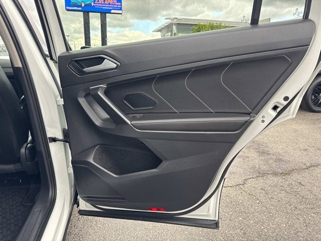 2023 Volkswagen Tiguan SE