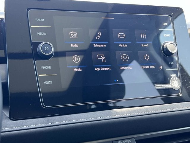 2026 Volkswagen Taos SE Black