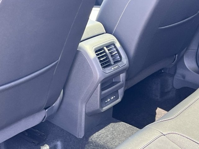 2026 Volkswagen Taos SE Black