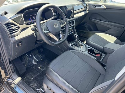 2026 Volkswagen Taos SE Black