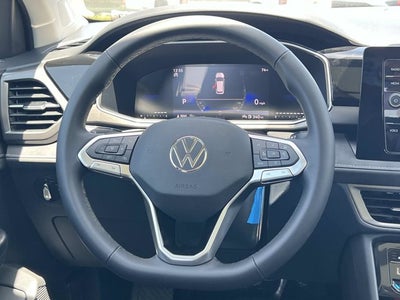 2026 Volkswagen Taos SE Black