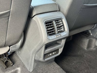 2026 Volkswagen Taos SE Black