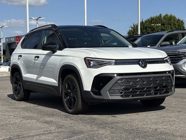 2026 Volkswagen Taos SE Black