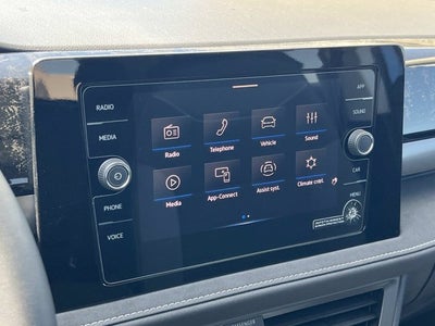 2026 Volkswagen Taos SE Black