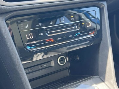 2026 Volkswagen Taos SE Black