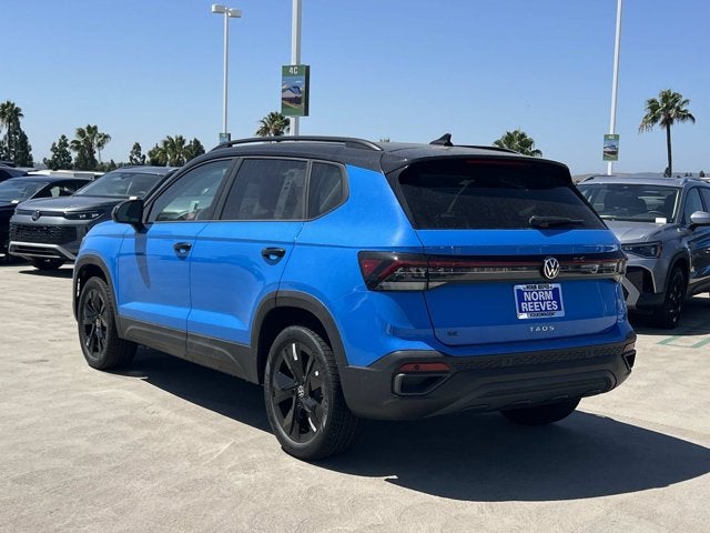 2026 Volkswagen Taos SE Black