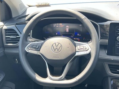 2026 Volkswagen Taos SE Black