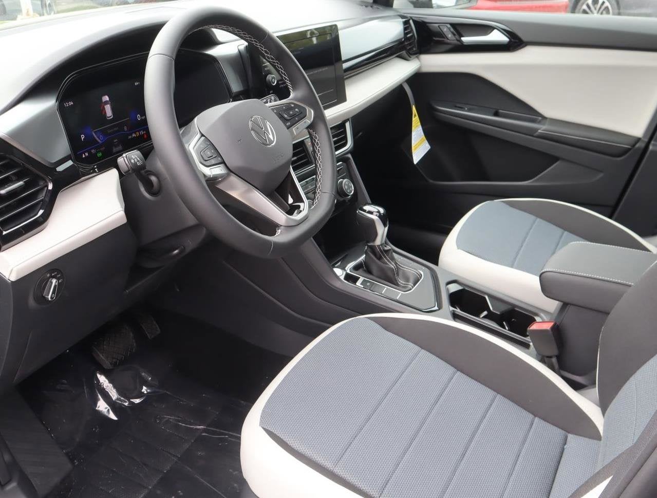 2025 Volkswagen Taos S