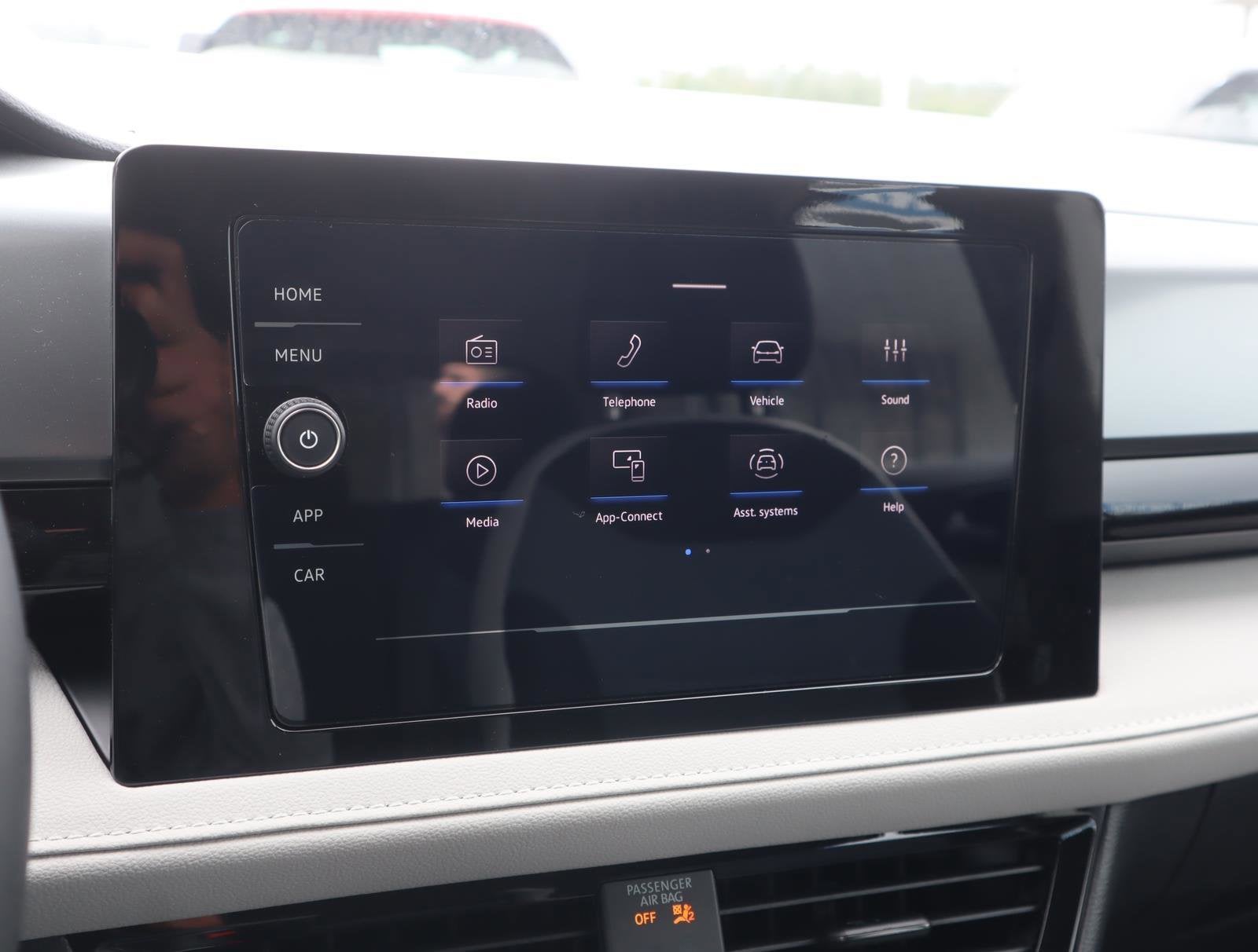 2025 Volkswagen Taos S