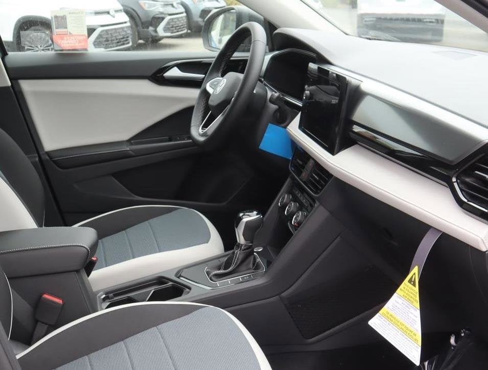 2025 Volkswagen Taos S