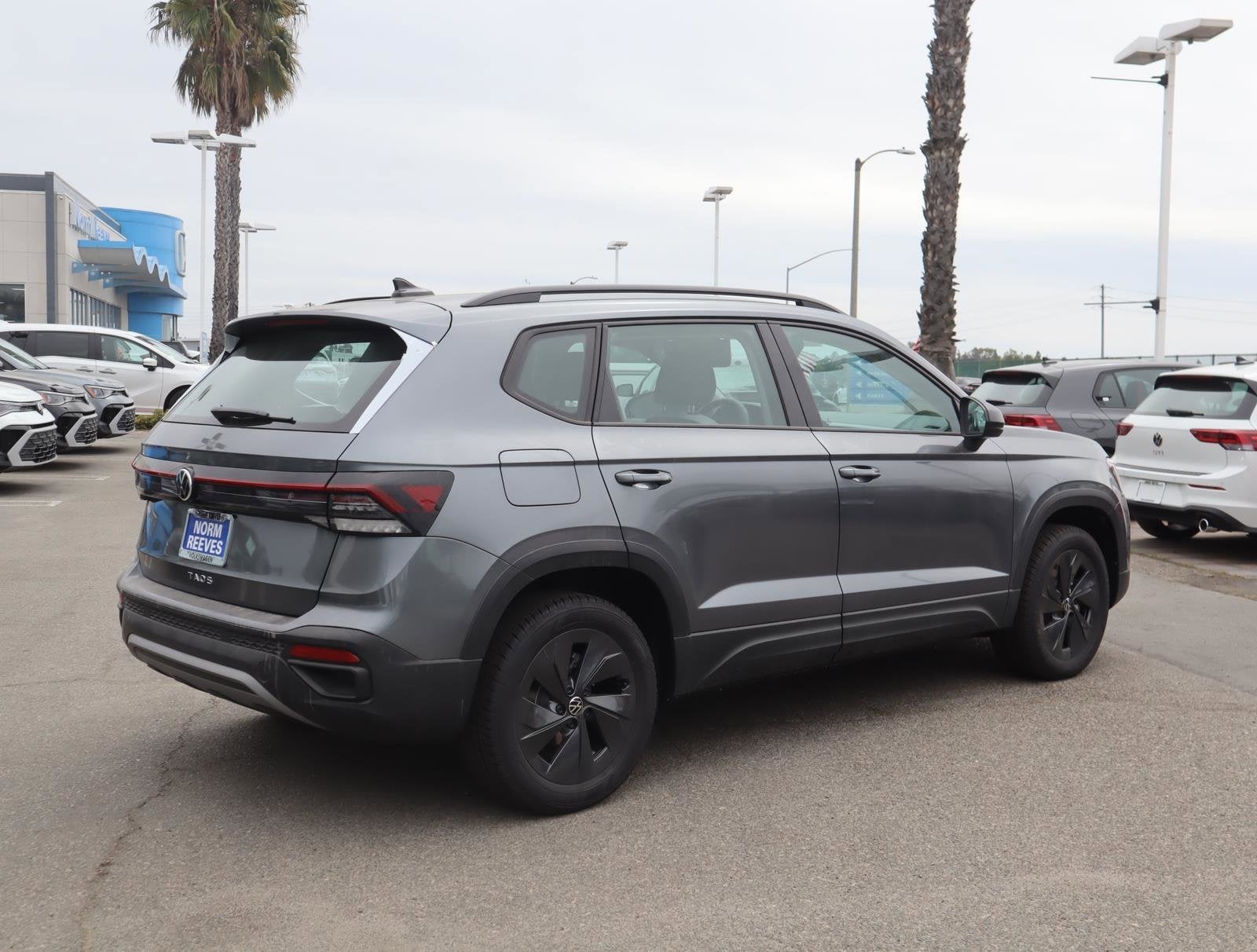 2025 Volkswagen Taos S