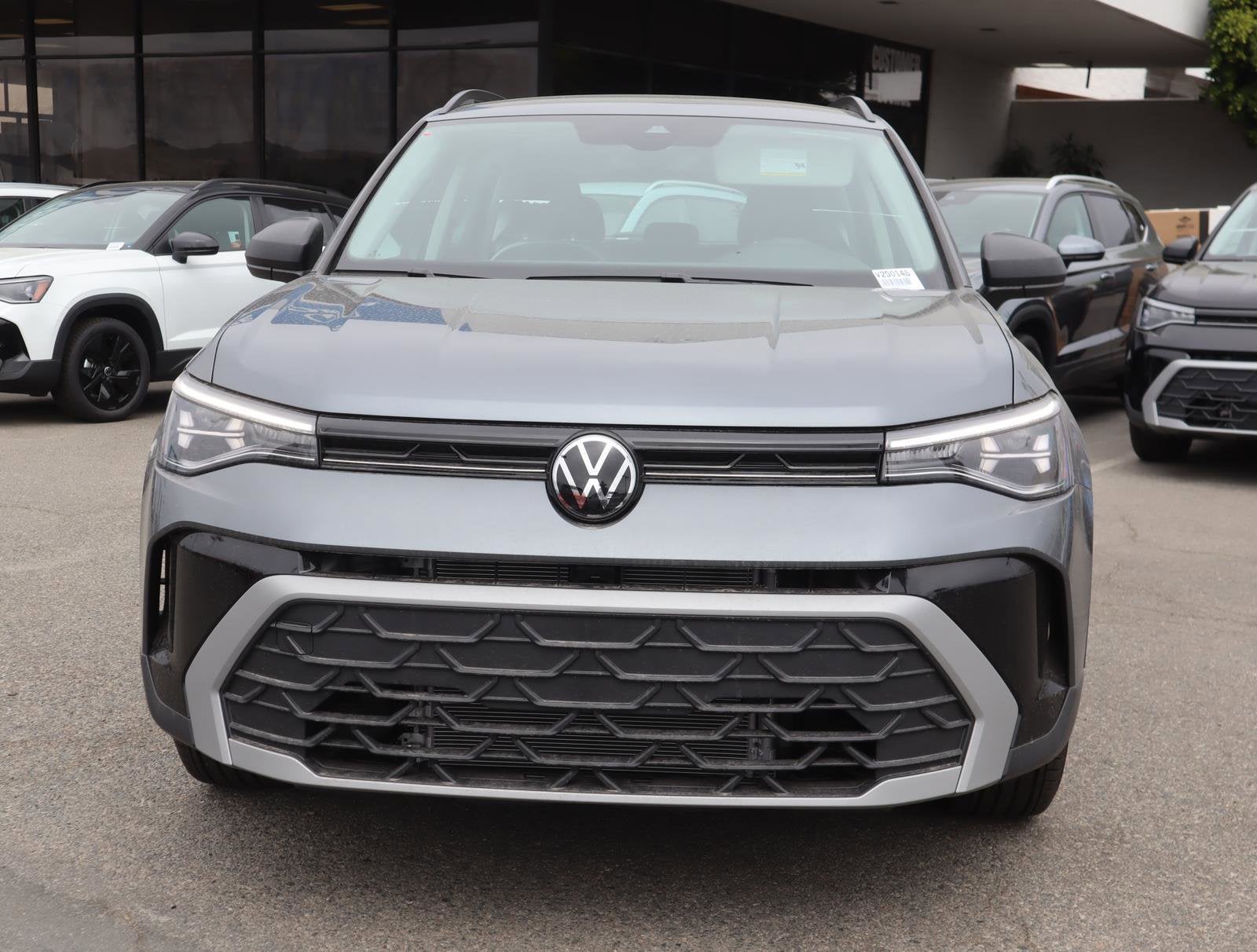 2025 Volkswagen Taos S