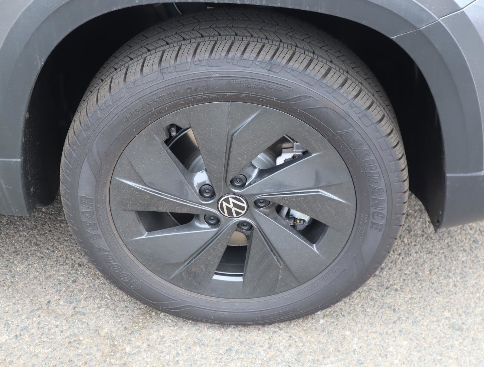 2025 Volkswagen Taos S