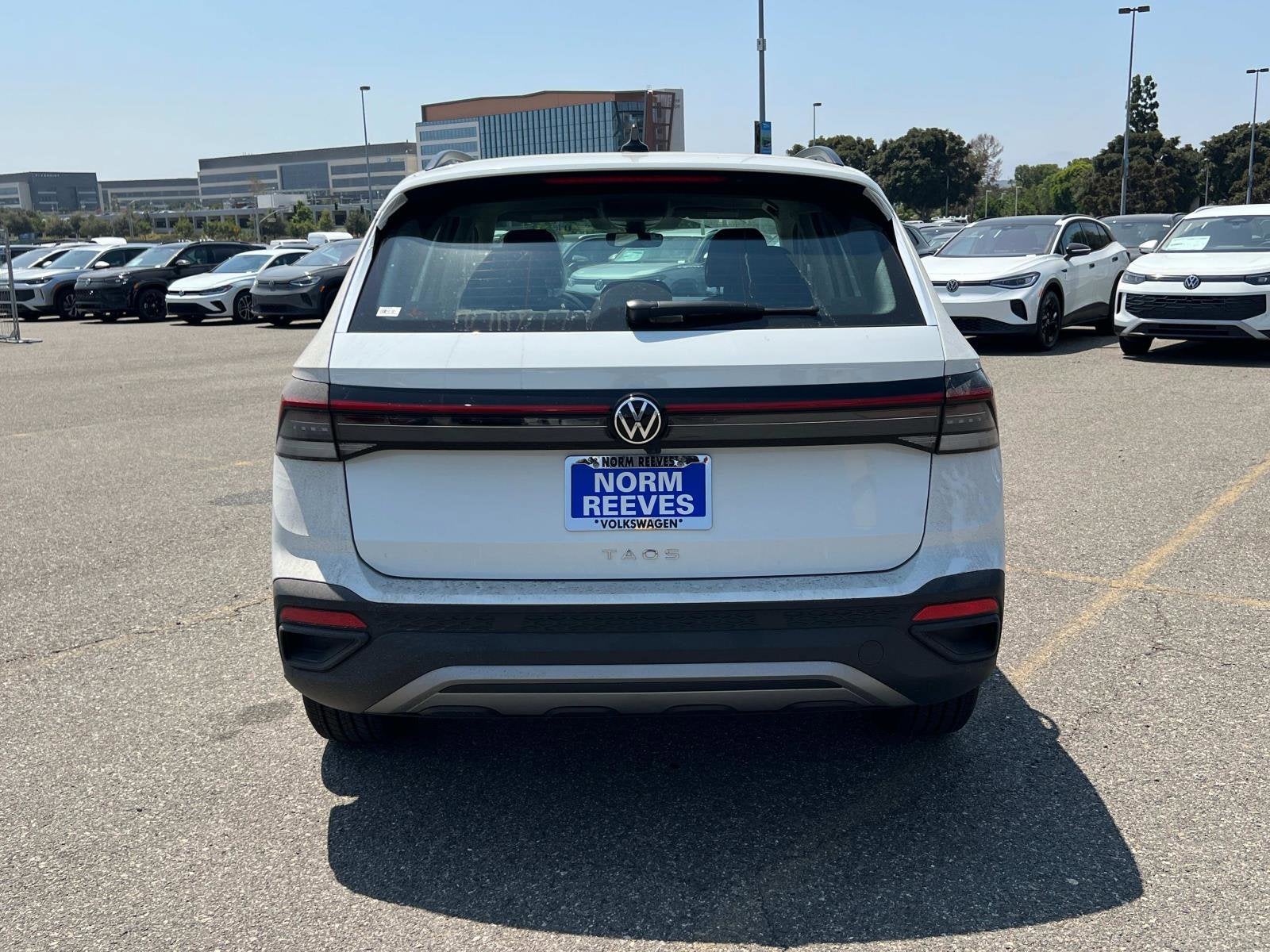 2025 Volkswagen Taos S