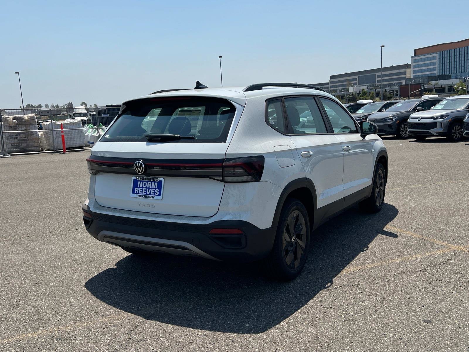 2025 Volkswagen Taos S