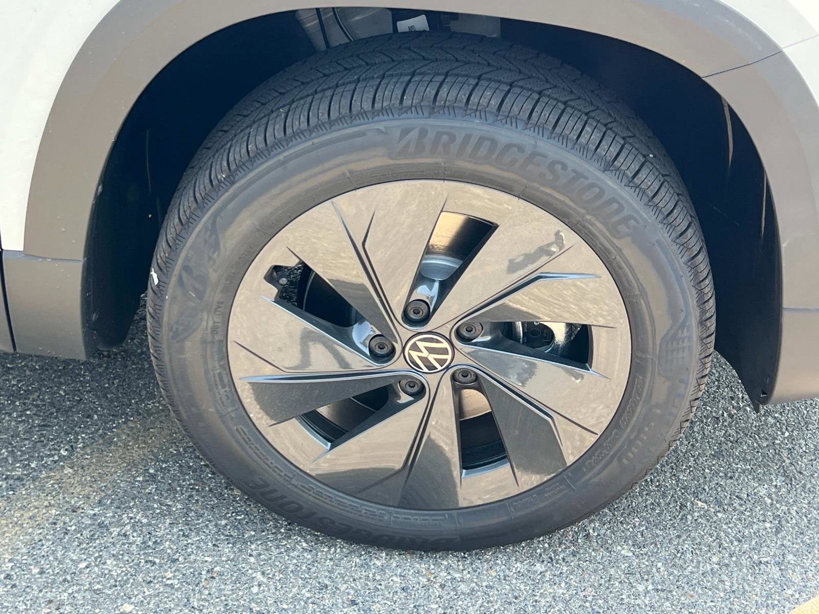 2025 Volkswagen Taos S