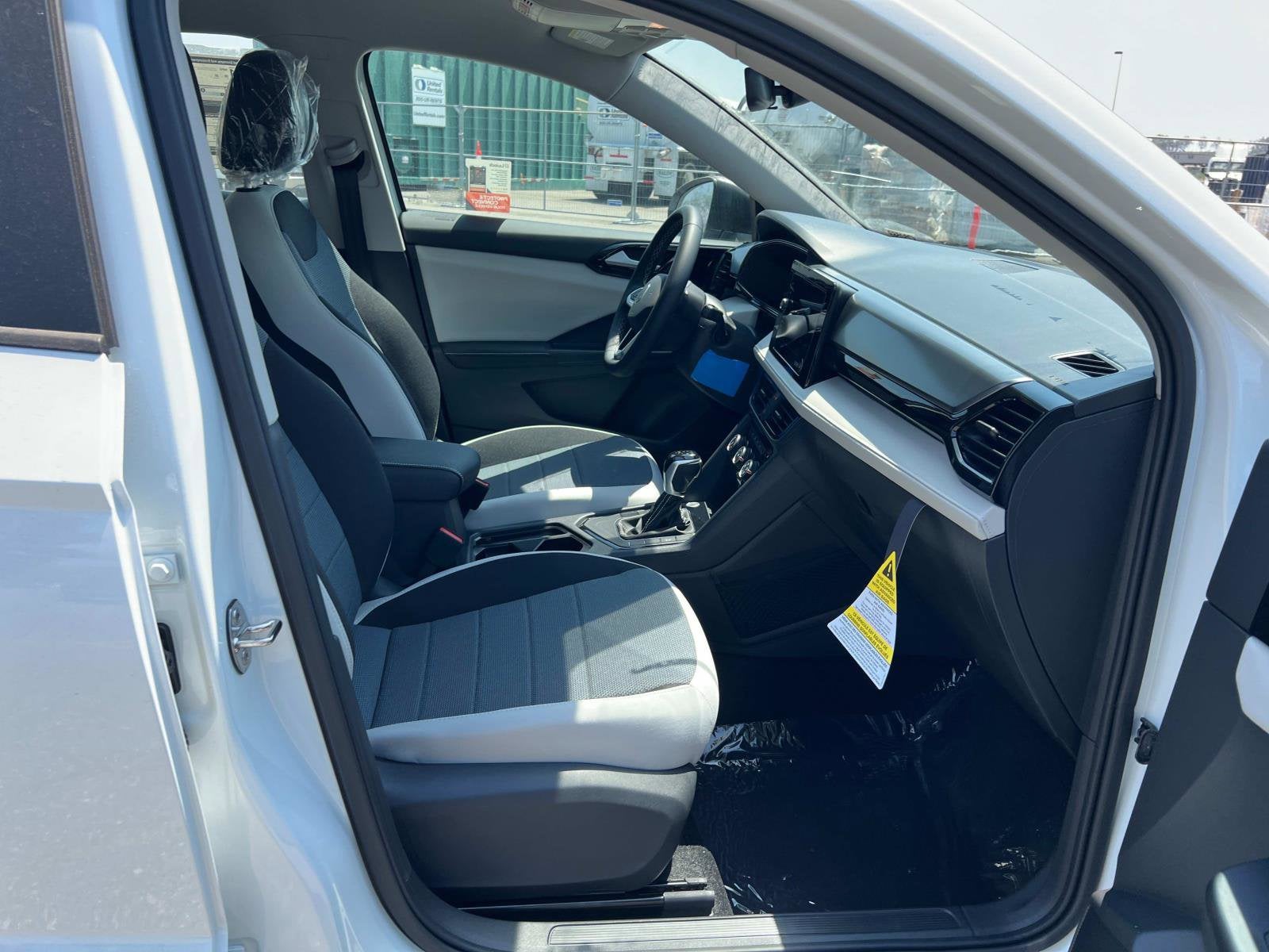 2025 Volkswagen Taos S