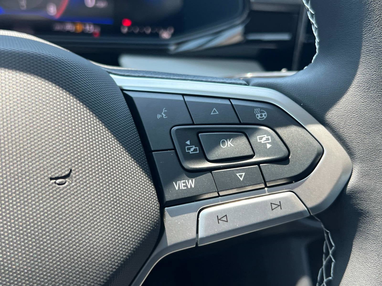 2025 Volkswagen Taos S