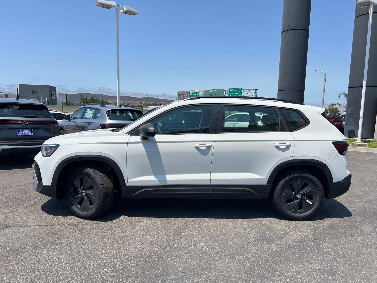 2025 Volkswagen Taos S