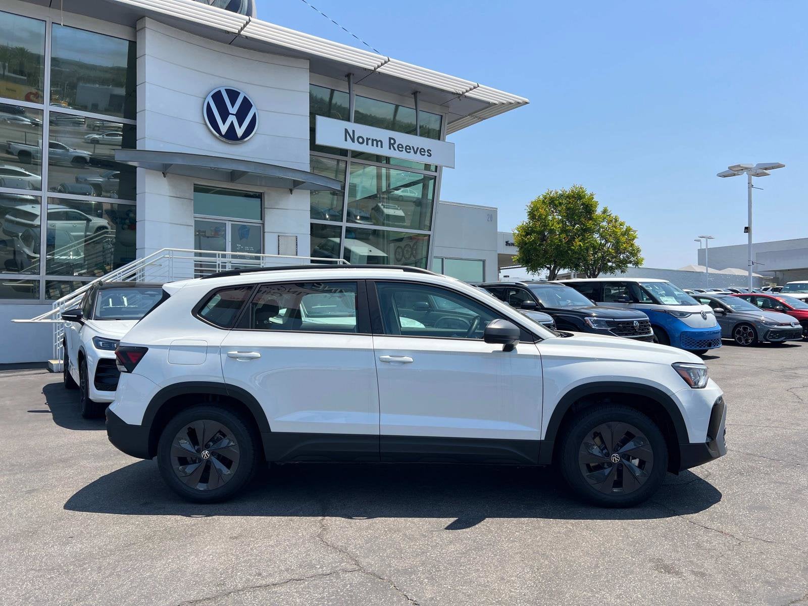 2025 Volkswagen Taos S