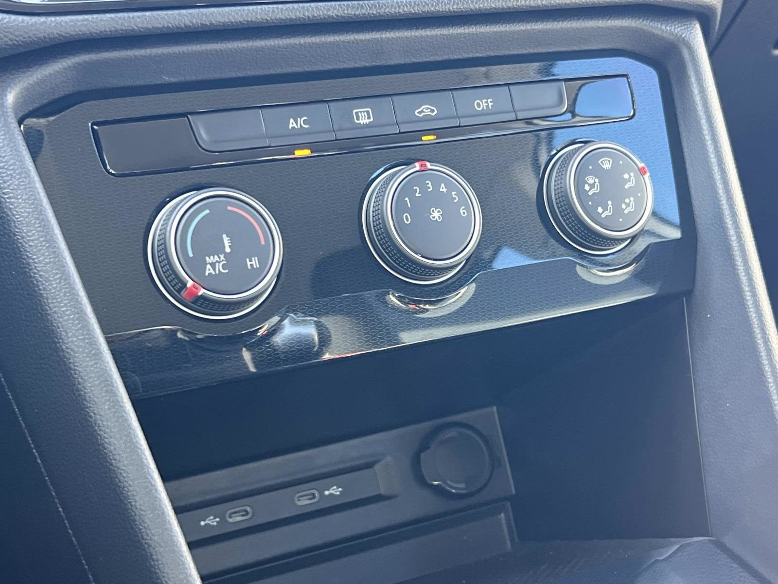 2025 Volkswagen Taos S