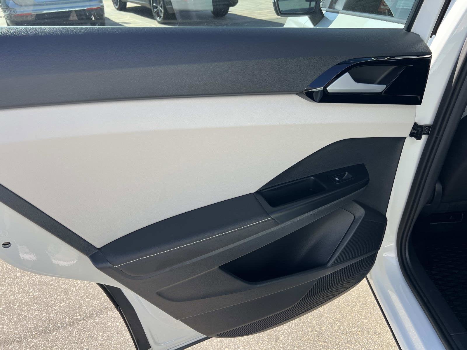 2025 Volkswagen Taos S