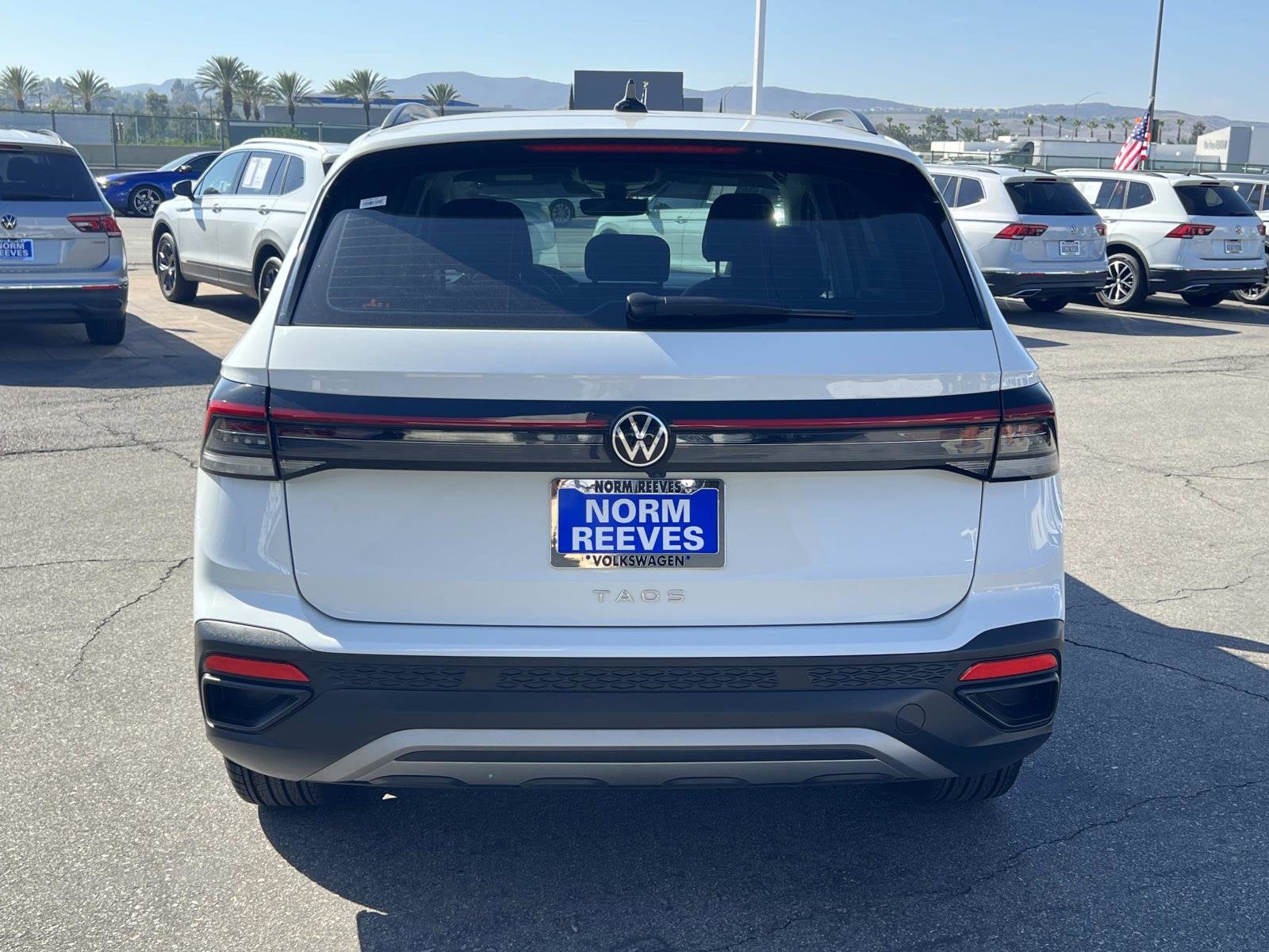 2025 Volkswagen Taos S