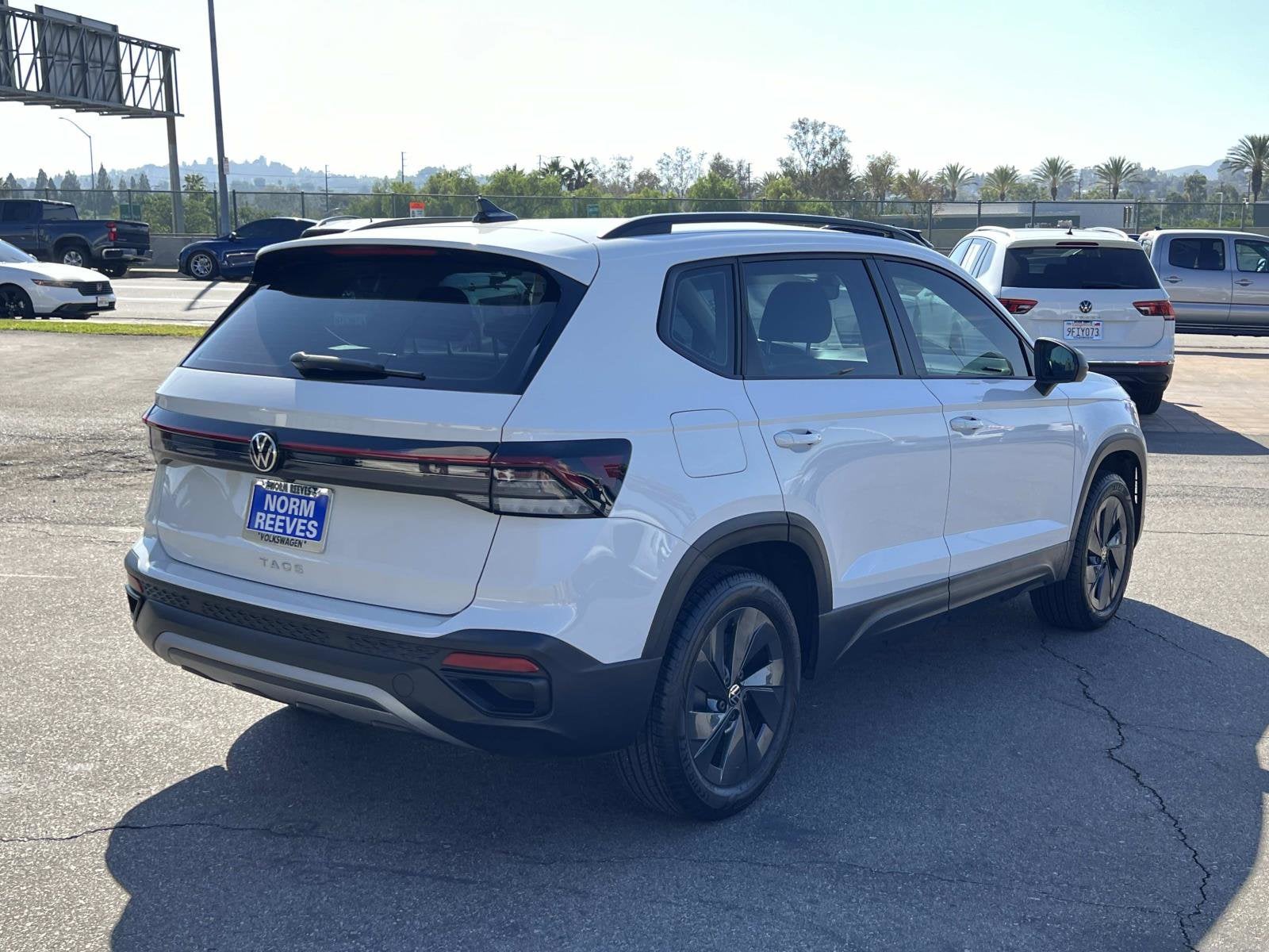 2025 Volkswagen Taos S
