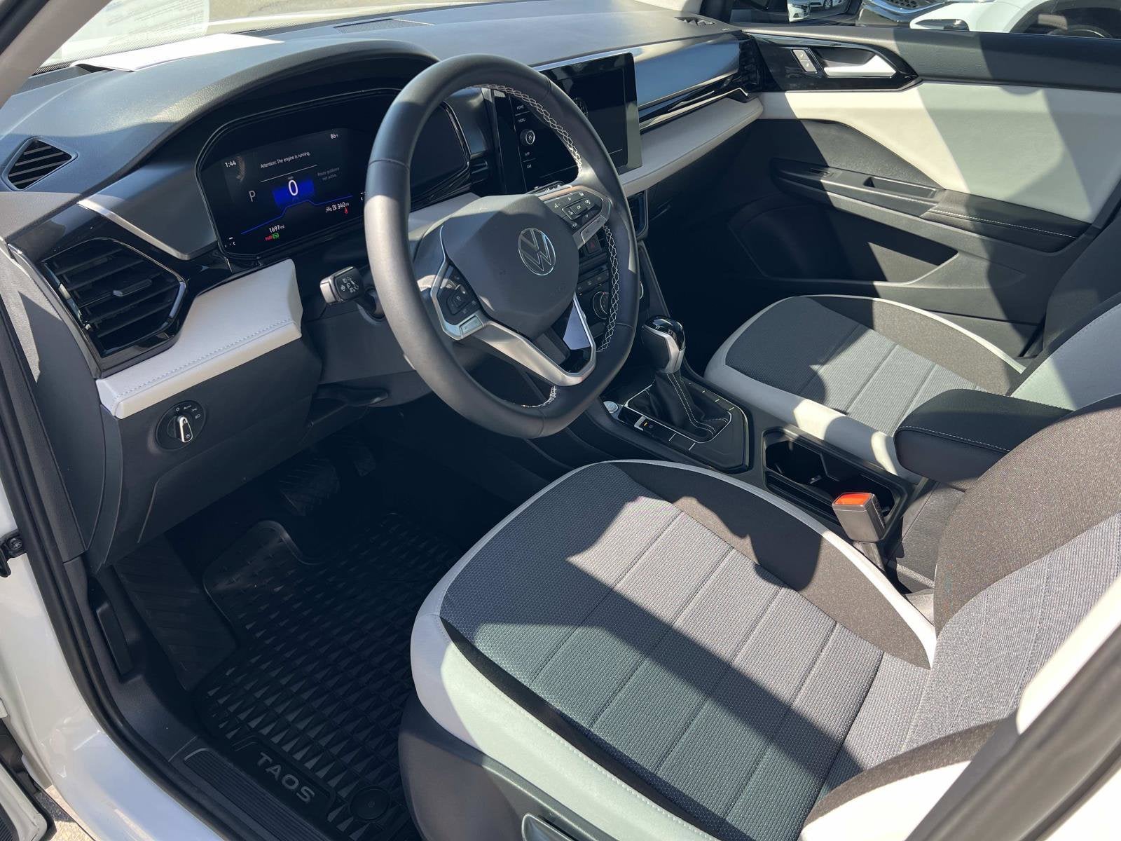 2025 Volkswagen Taos S