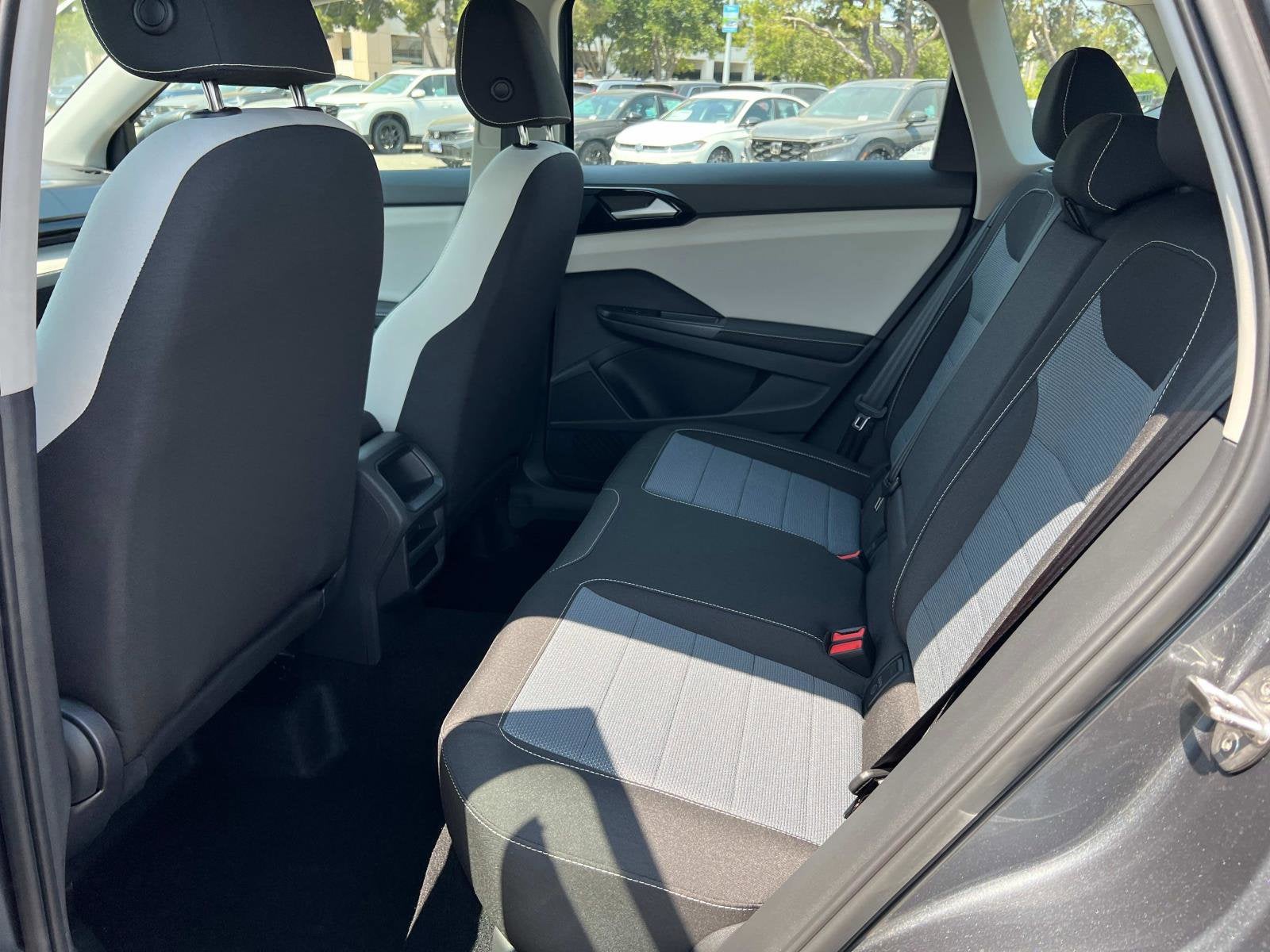 2025 Volkswagen Taos S