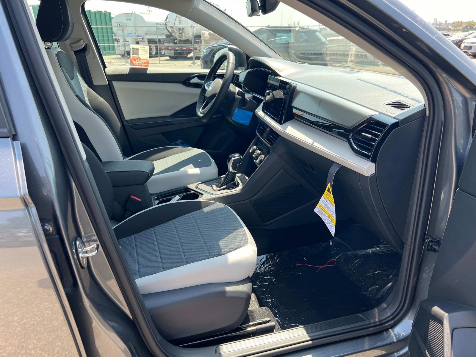 2025 Volkswagen Taos S