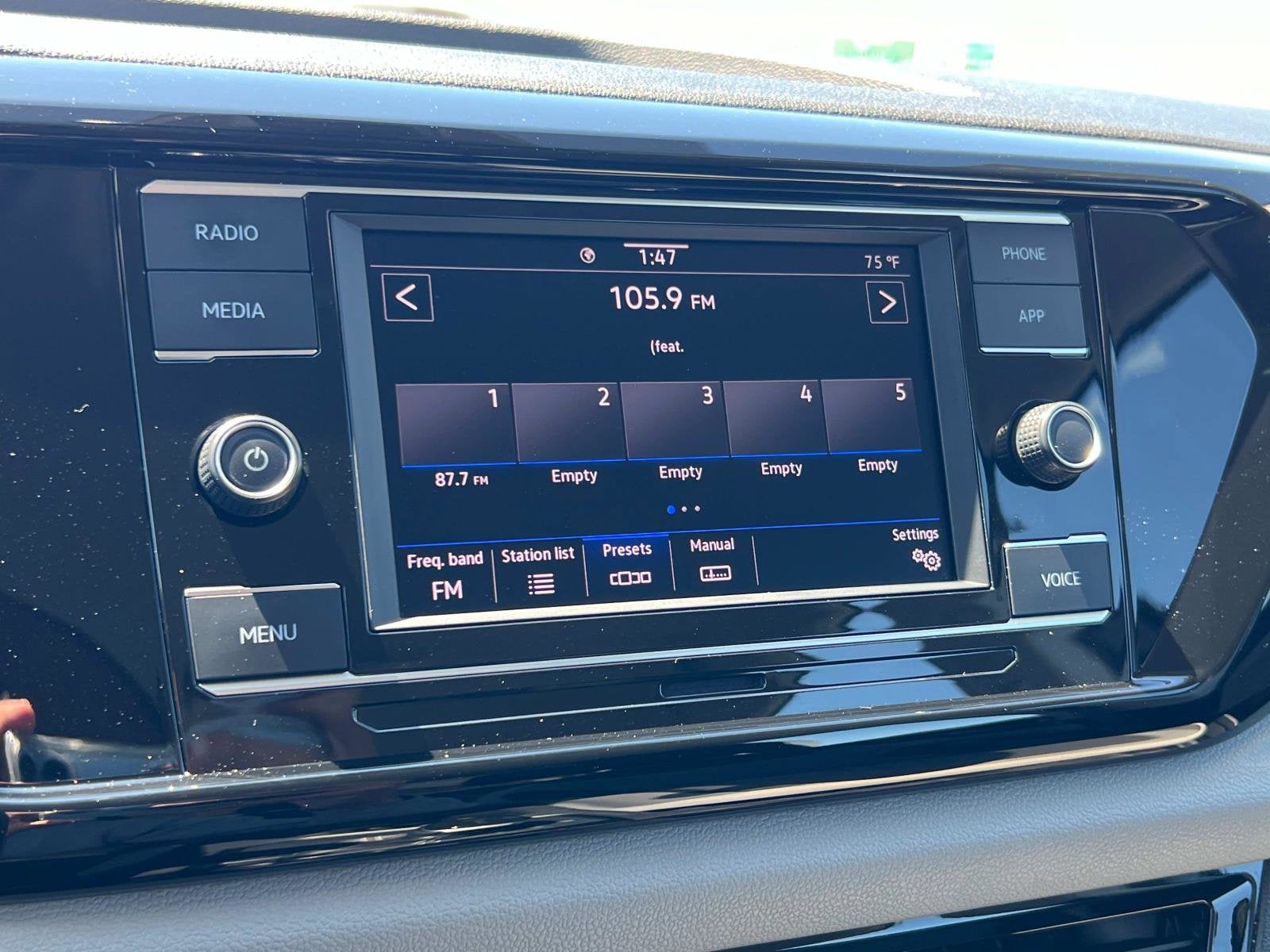 2024 Volkswagen Taos S