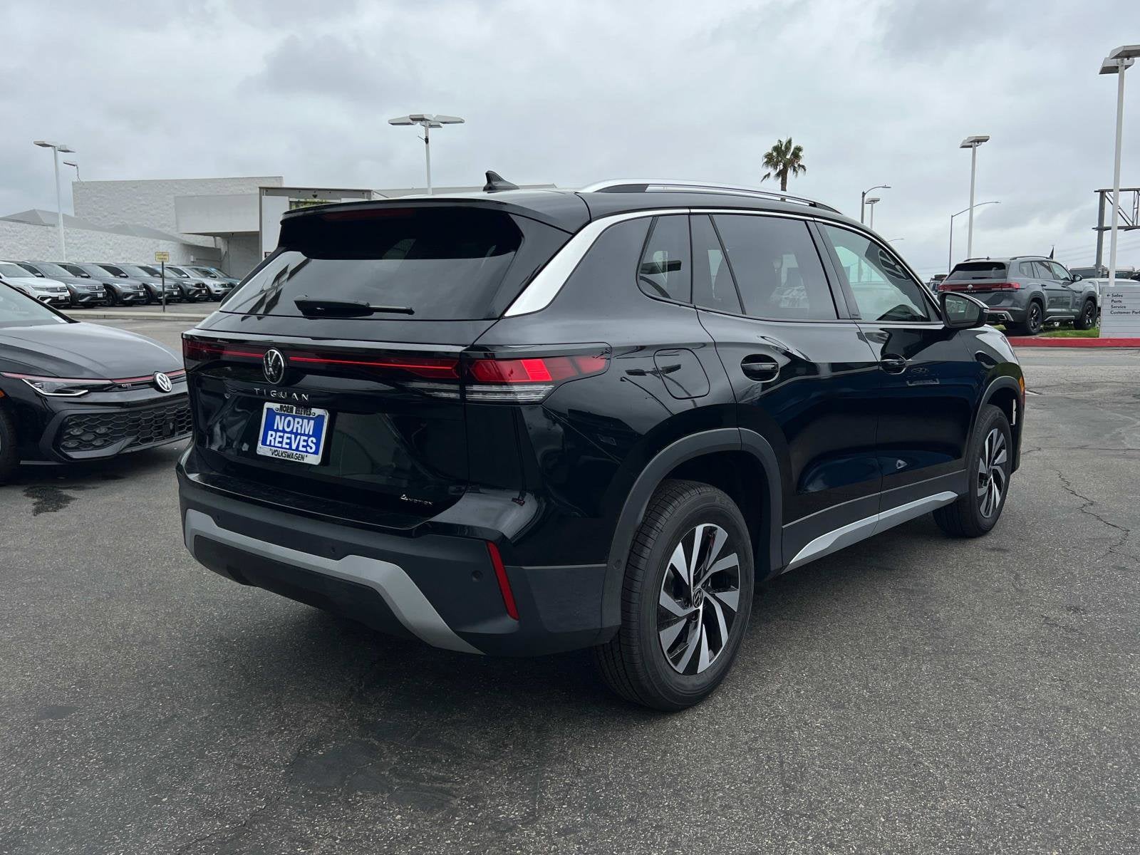 2025 Volkswagen Tiguan S