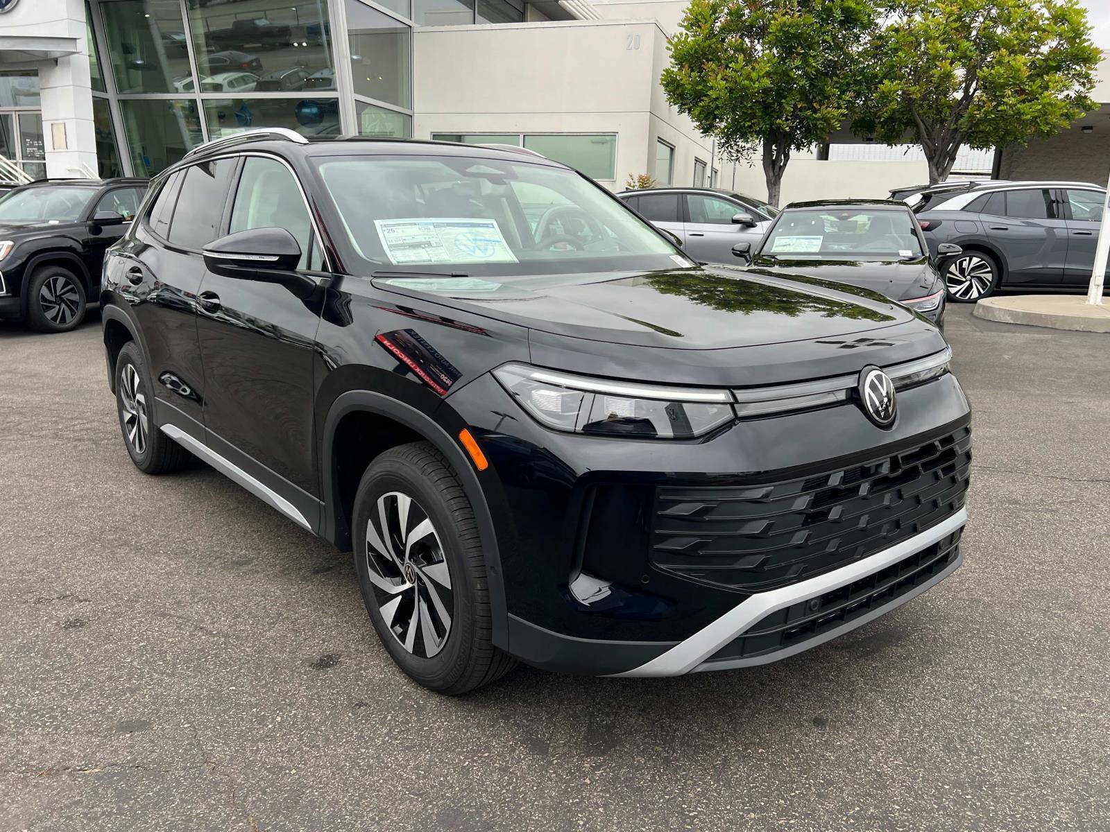 2025 Volkswagen Tiguan S