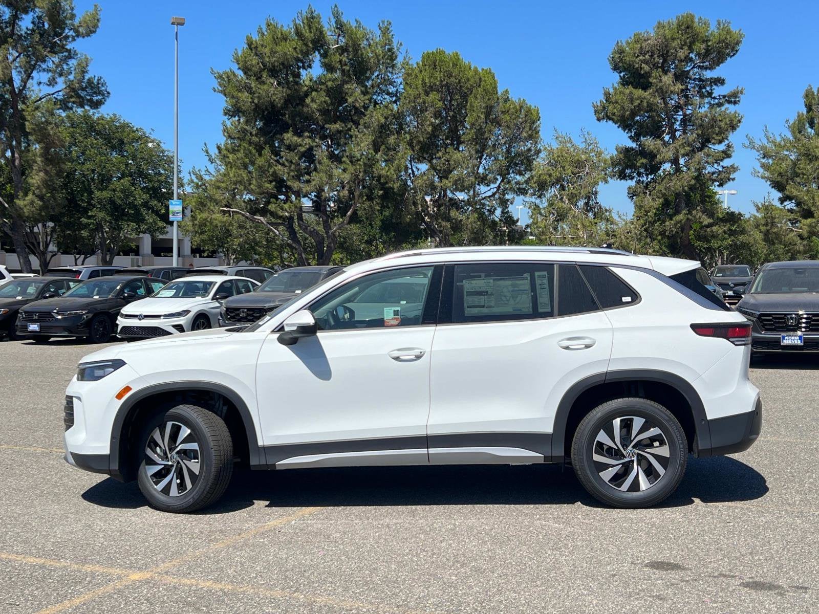 2025 Volkswagen Tiguan S