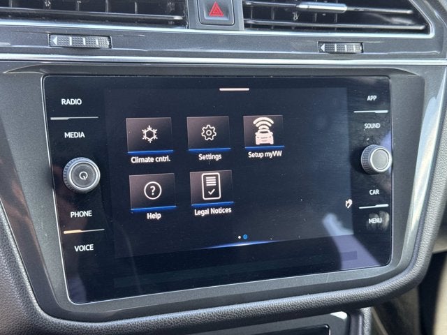 2023 Volkswagen Tiguan SE R-Line Black