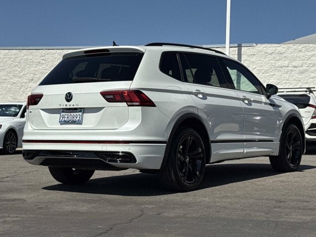 2023 Volkswagen Tiguan SE R-Line Black