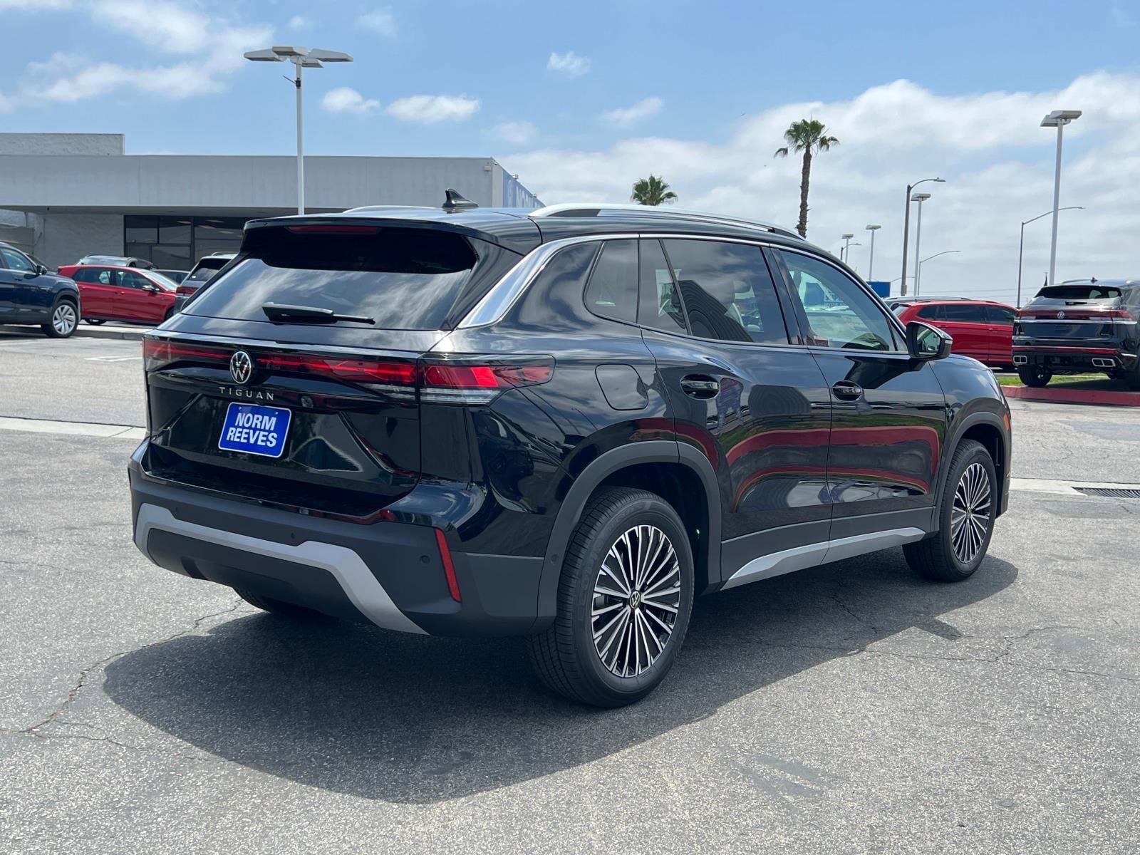 2025 Volkswagen Tiguan S