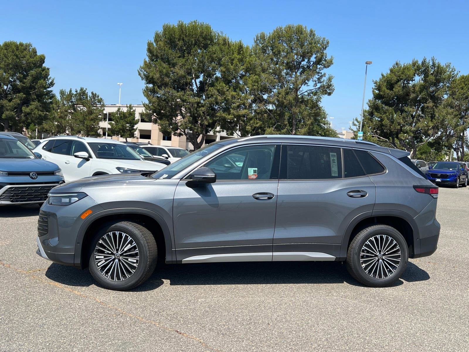 2025 Volkswagen Tiguan S