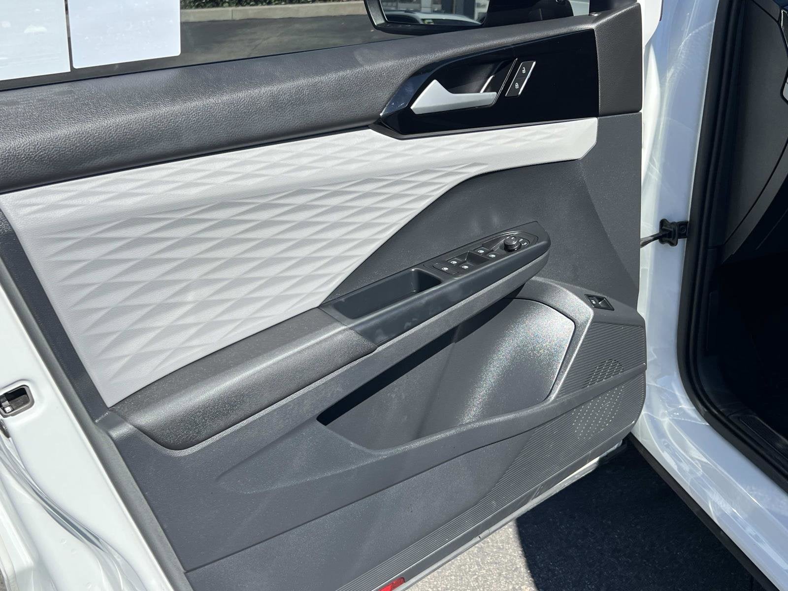 2023 Volkswagen Taos S