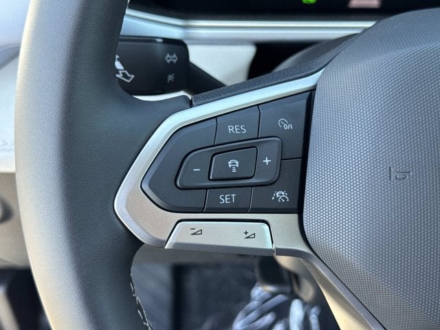 2026 Volkswagen Taos SE