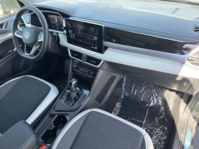 2026 Volkswagen Taos SE