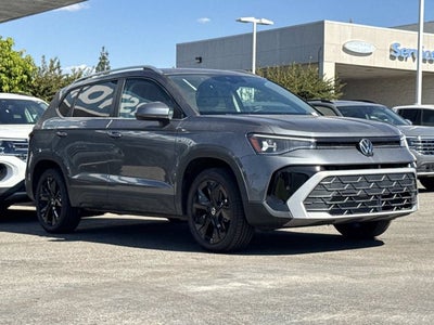 2026 Volkswagen Taos SE