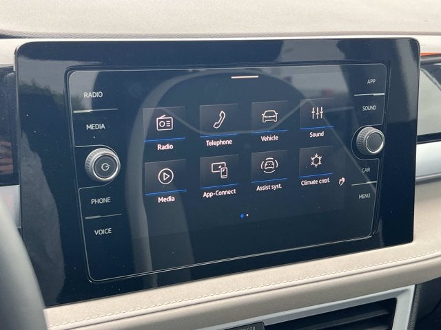 2026 Volkswagen Taos SE