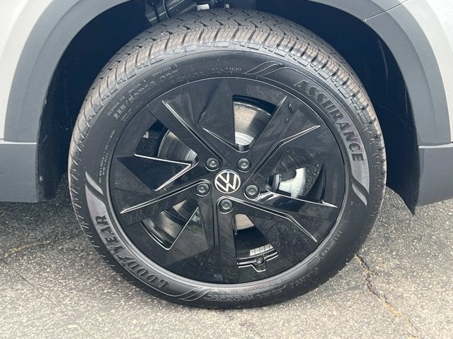 2026 Volkswagen Taos SE