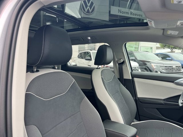 2026 Volkswagen Taos SE