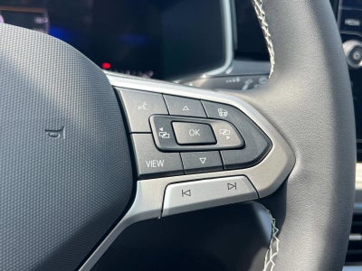 2025 Volkswagen Taos SE